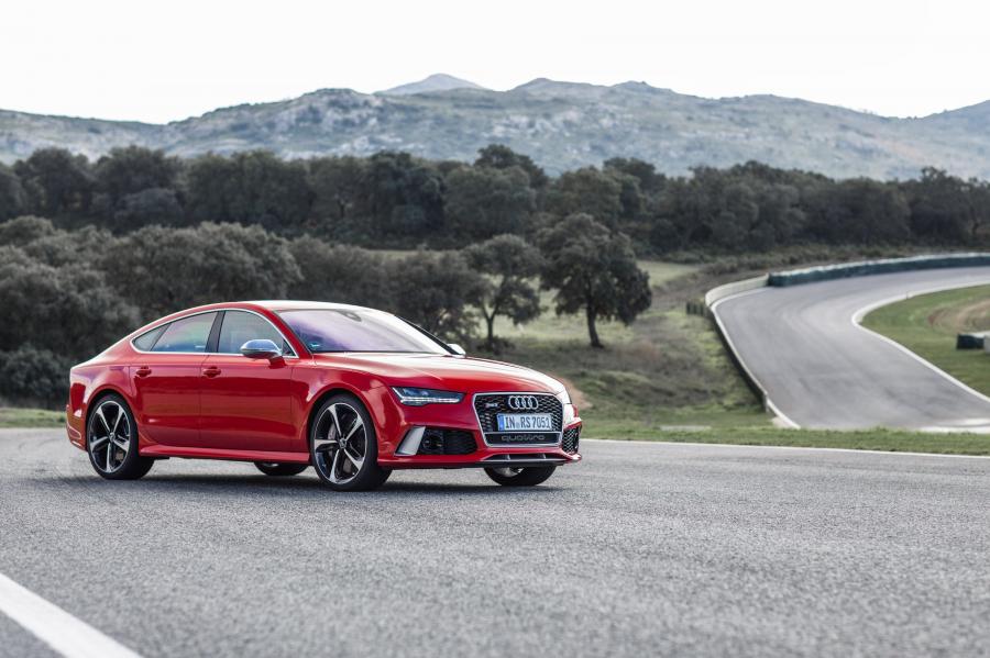  Audi RS7 Sportback 2014 года  (WW) (фото 1 из 14)